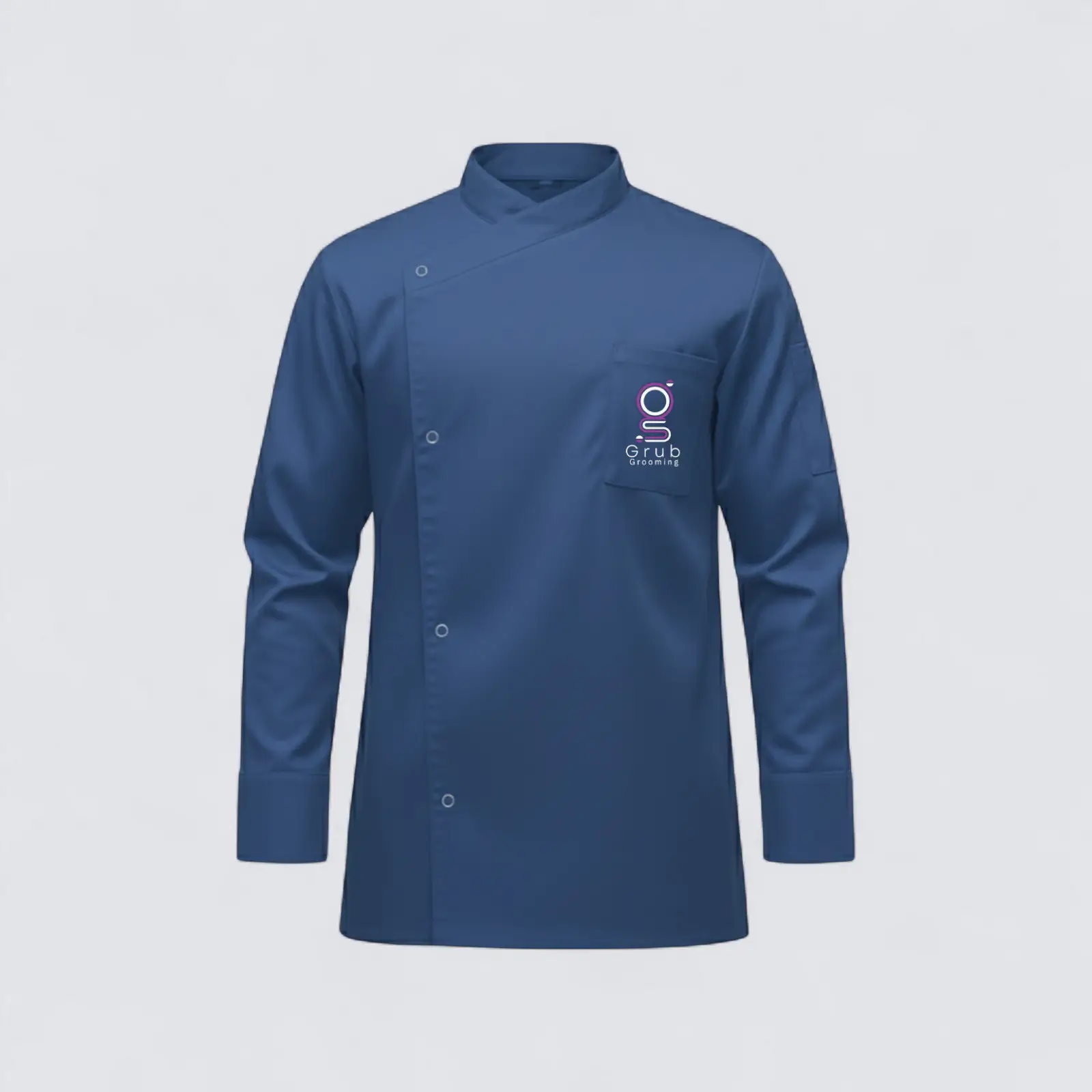 Camisa de trabajo azul de GRUB Grooming. Indumentaria profesional con logo bordado en el pecho, ideal para salones de grooming que buscan un look vibrante y funcional.
