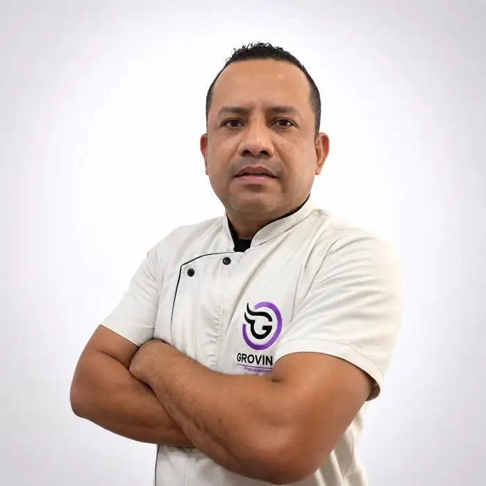 Distribuidor oficial de Groving Professional, experto en abastecimiento de insumos de alta cosmética para peluquerías y spas caninos.